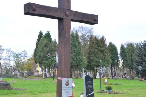 Znicze na Lwowskie Cmentarze 2018