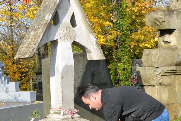 Znicze na Lwowskie Cmentarze 2018