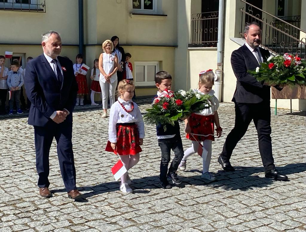 Dzień Flagi, Święto Konstytucji 3 Maja w centrum uwagi przedszkolaków z Ostrowa